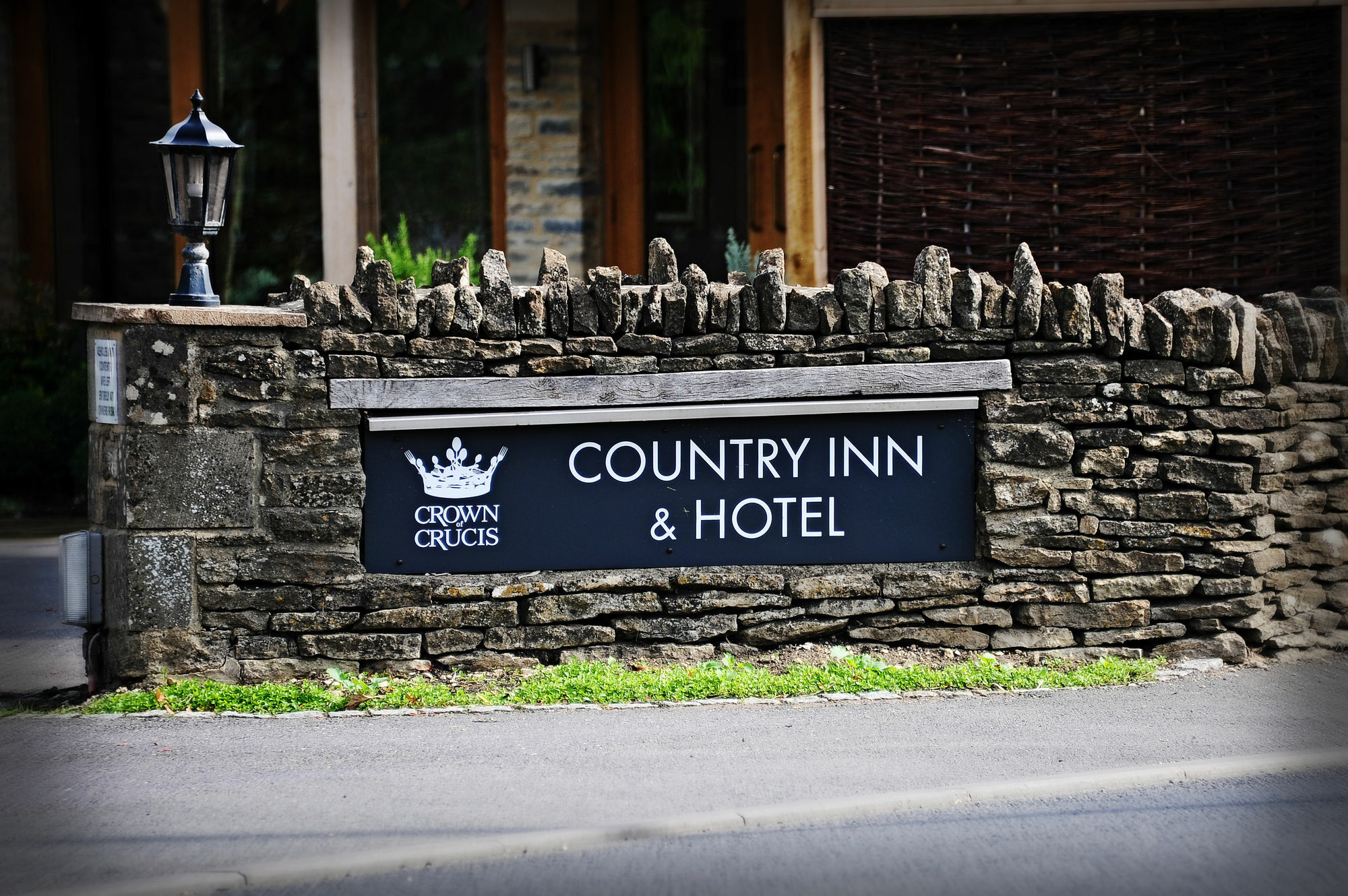 The Crown Of Crucis Country Inn And Hotel Cirencester Exterior photo
